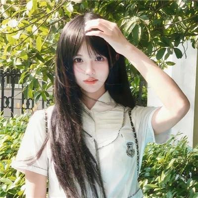 裙底春